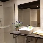Contel Κόμπλεντς
