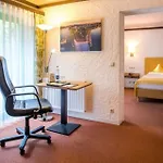 Contel Hotel 4*