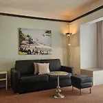 Ξενοδοχείο Contel 4*