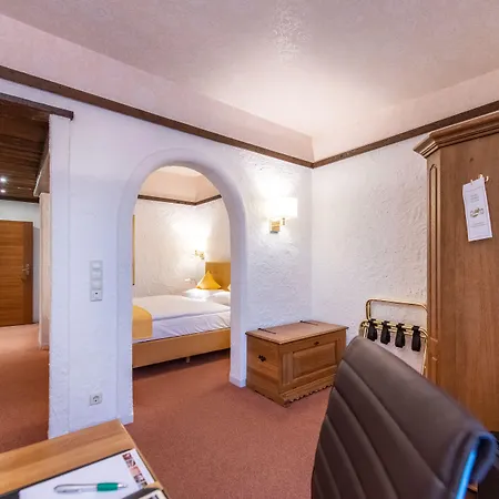 Otel Contel 4*