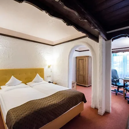 Contel Hotel 4*